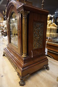 Musical table clock Around 1900