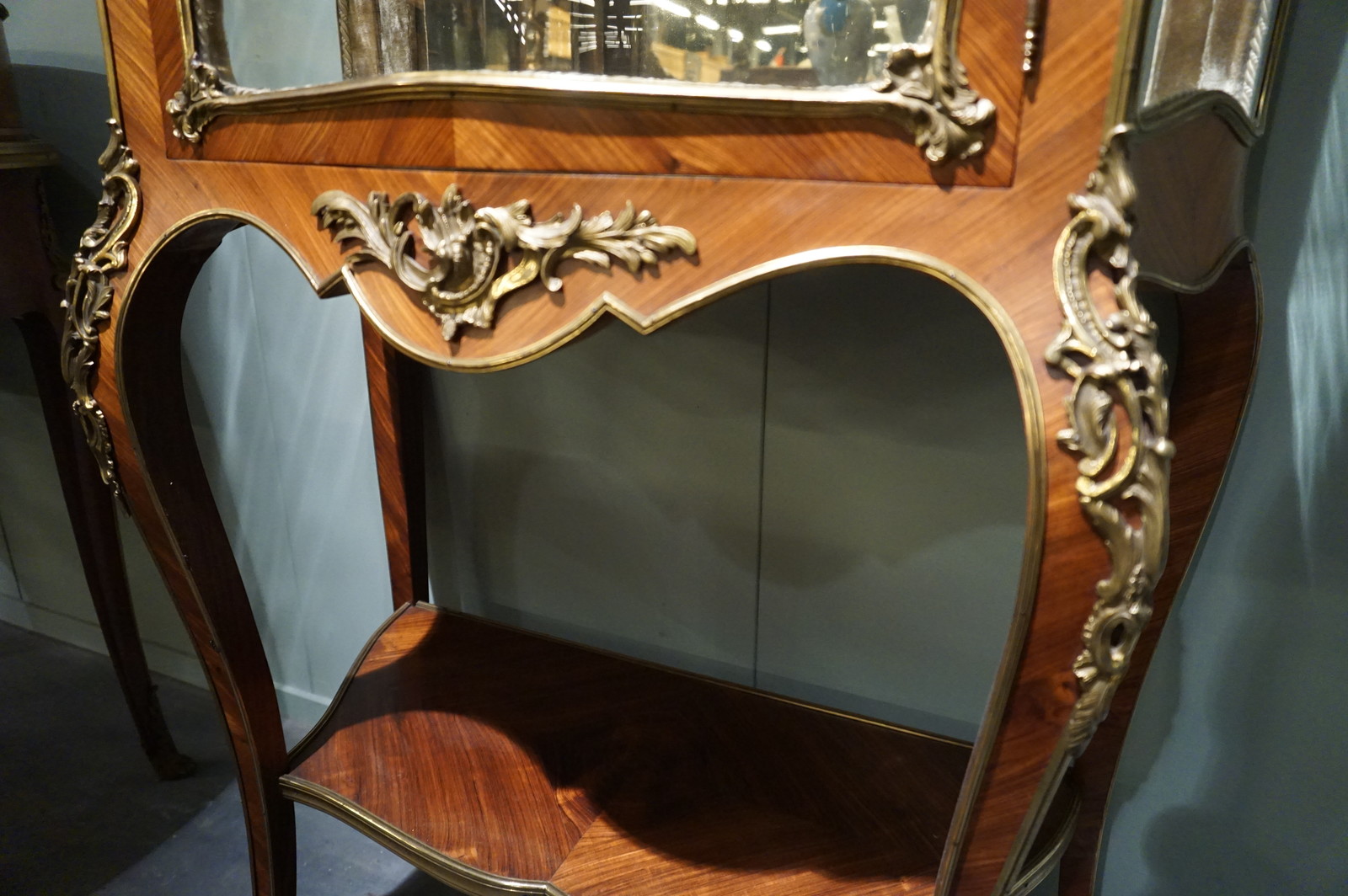 Napoleon III high quality vitrine