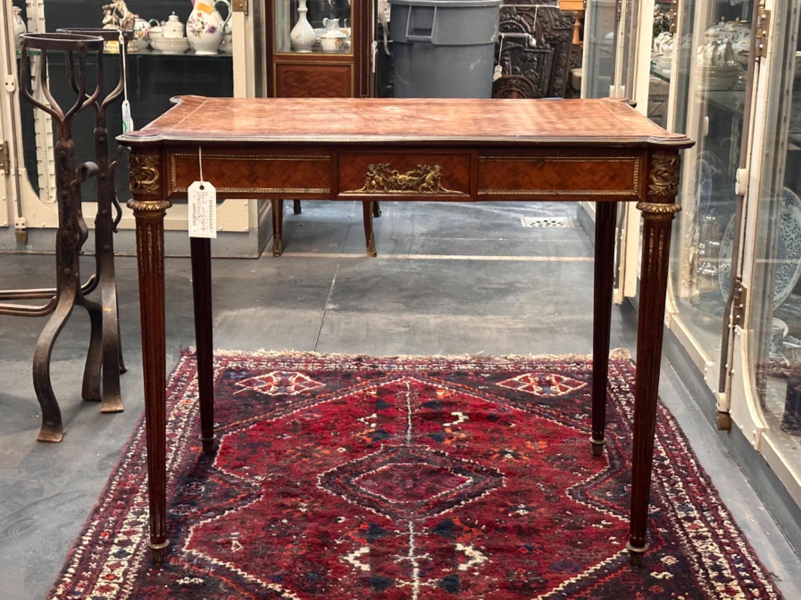 Napoleon III writing table 91x57x75h cm