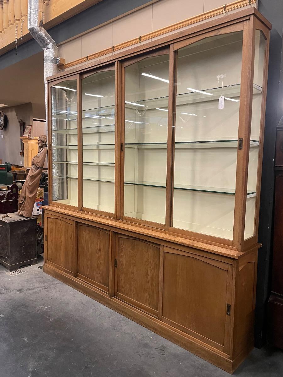 Oak art deco shop vitrine 276x43x258H cm 
