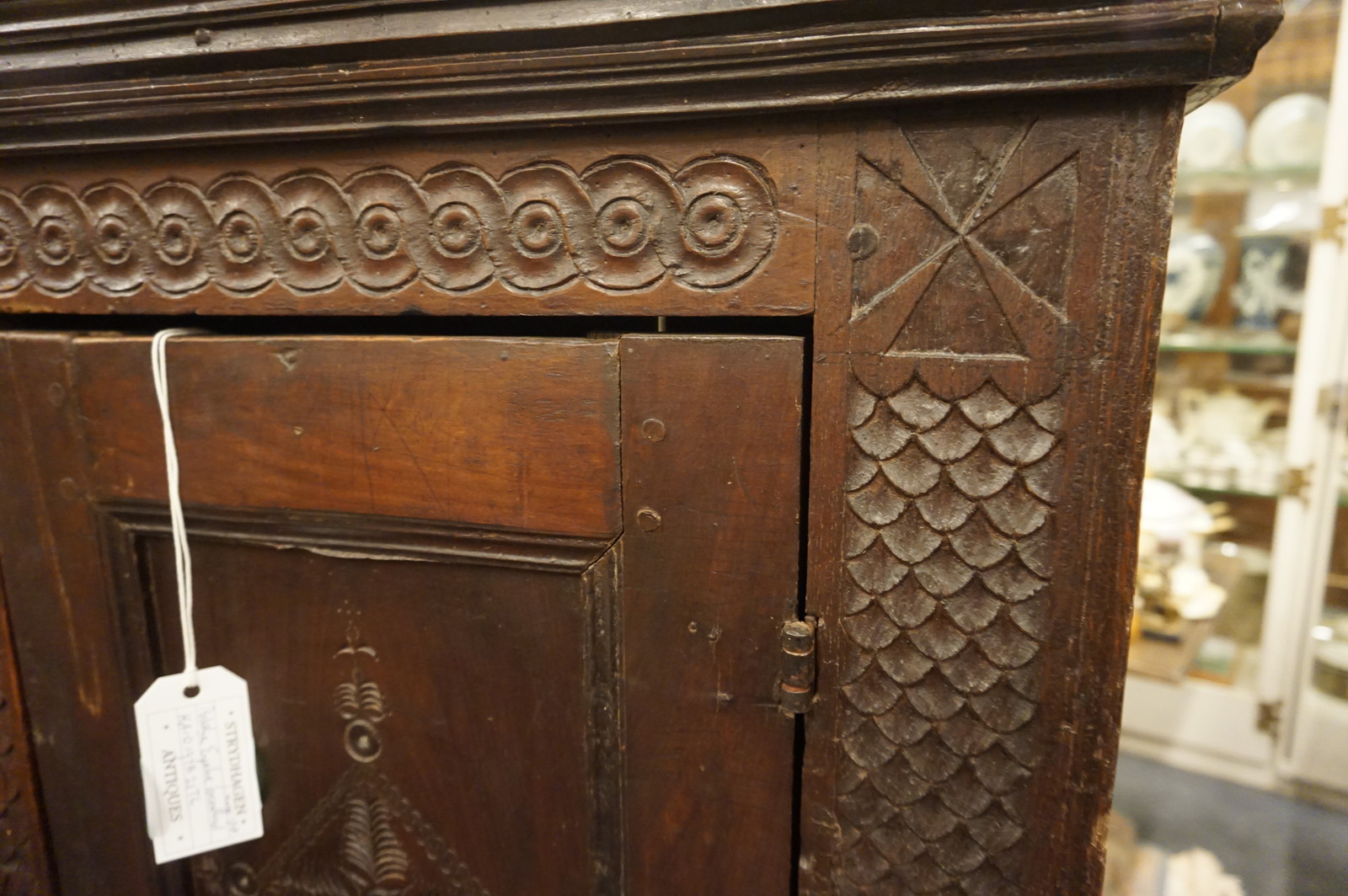 Oak English cabinet with date