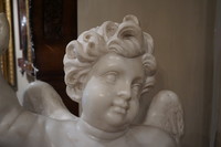 Pair of marble Baroque putti