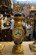 Porcelain clock set Around 1900