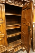 Renaissance 2 door cabinet in Oak, Holland 17th century