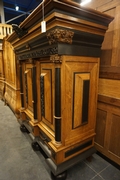 Renaissance style cabinet in rosewood, Holland 19th century