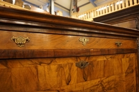 Secretaire in walnut, holland 18th century