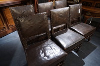 Set of 6 English chairs with leather Around 1700
