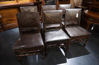 Set of 6 English chairs with leather Around 1700