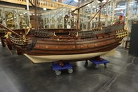 Ship model in wood, Holland early 20th C.