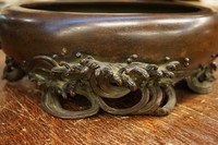Signed bronze Japanese bowl Around 1900