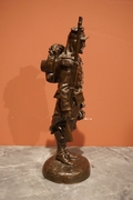 Signed statue  in bronze, France 19th century