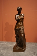 Signed statue in bronze, France around 1900