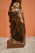 Signed statue in bronze, France around 1900