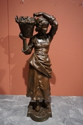 Signed statue by Mesnais in bronze, France 19th century