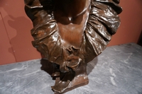 Signed statue by van der Straeten in bronze