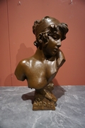 Signed statue by Villanis in bronze, France 19th century