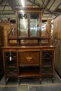 Signed vitrine  in mahogany, England  around 1900