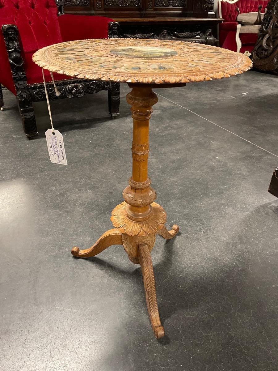 Swiss painted occasional table. 72h x 47 cm in diameter 