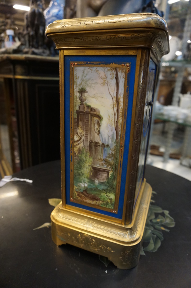 Table clock with Sevres porcelain