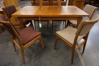 Vintage table with 6 chairs Mid 20th Century