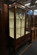 Vitrine in mahogany, England  around 1900