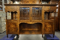 Vitrine in walnut, England  around 1900