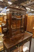 Vitrine in mahogany, England around 1900